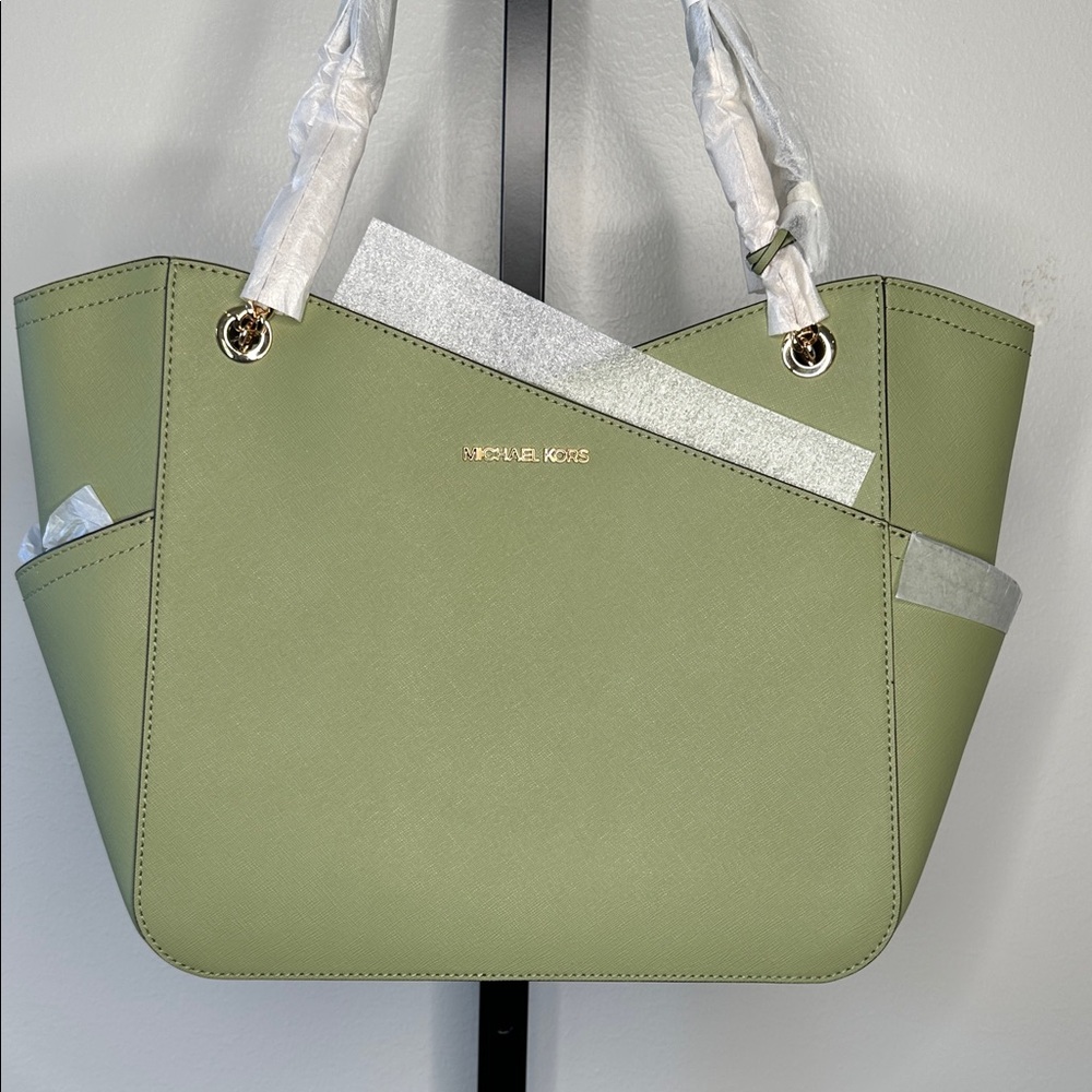 NWT Michael Kors Sage Green Jet Set Travel Leather Tote Retail $558 - Picture 4 of 10